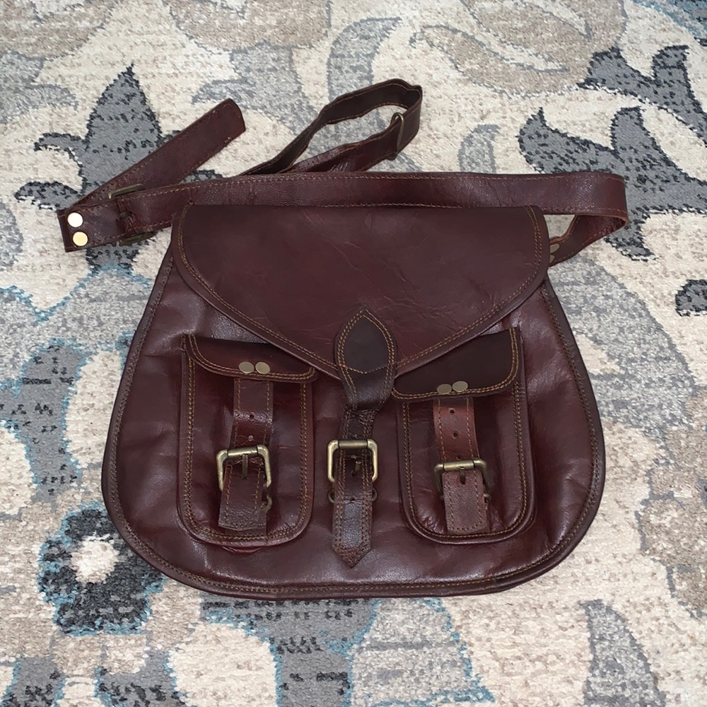 Leather shoulder satchel